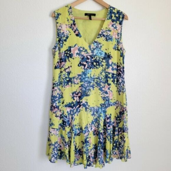 BCBG MAXAZRIA BLUE GREEN RAYON printed DRESS SIZE Medium Vibrant Spring colors - Picture 1 of 11